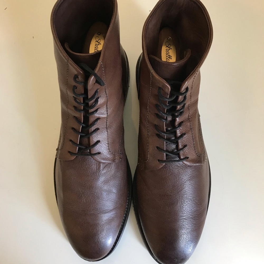 EUC Frye Corey Lace Up